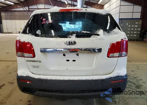 2013 Kia Sorento Lx from USA, damaged, VIN 5XYKTDA64DG376808